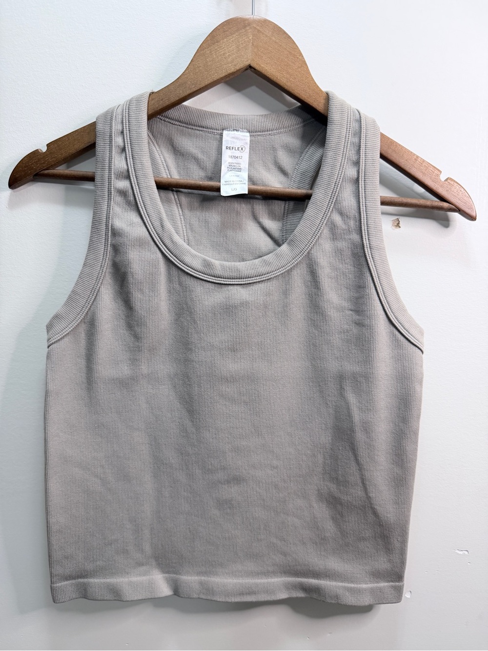REFLEX Women's Cream Ribbed Tank Top Size Large